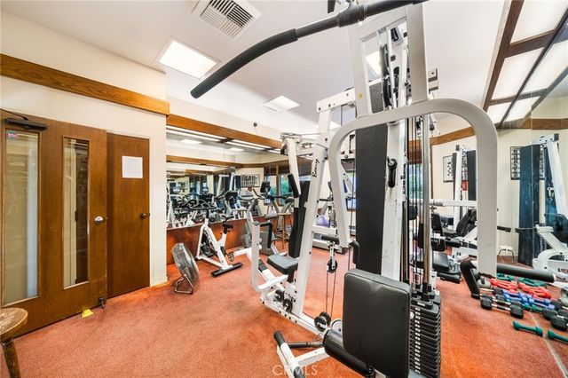 2551 Plaza Del Amo, Torrance, CA 90503