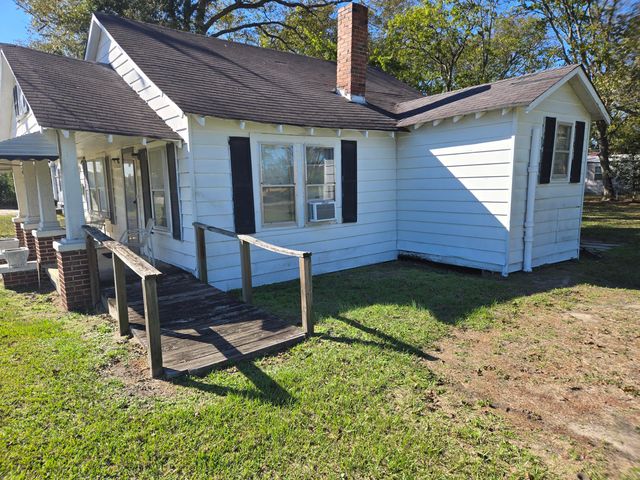 377 Sprinkle Avenue, Orangeburg, SC 29115