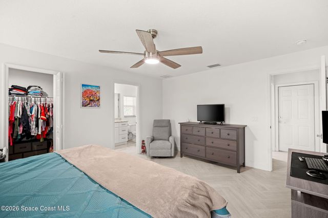 8615 102nd Court, Vero Beach, FL 32967