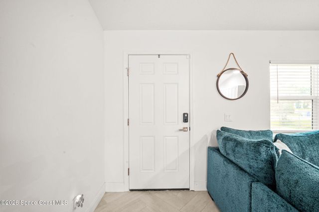 8615 102nd Court, Vero Beach, FL 32967