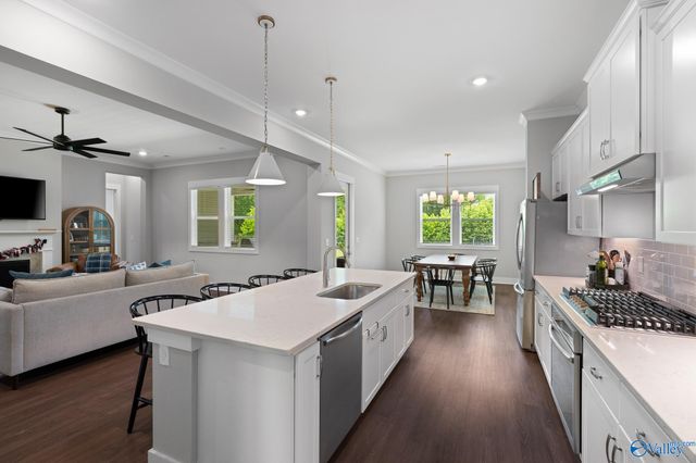 7529 Speckle Belly Boulevard SE, Owens Cross Roads, AL 35763