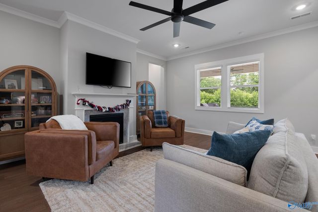 7529 Speckle Belly Boulevard SE, Owens Cross Roads, AL 35763
