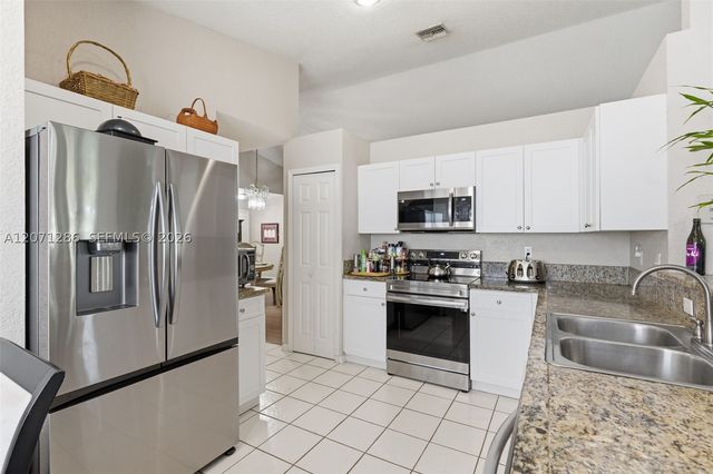 3211 NW 123 Ave, Coral Springs, FL 33065