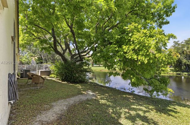 3211 NW 123 Ave, Coral Springs, FL 33065