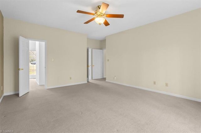 6101 Oak Glenn Court, Summerfield, NC 27358