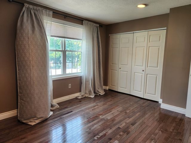 129 Lowell Street 4, Peabody, MA 01960