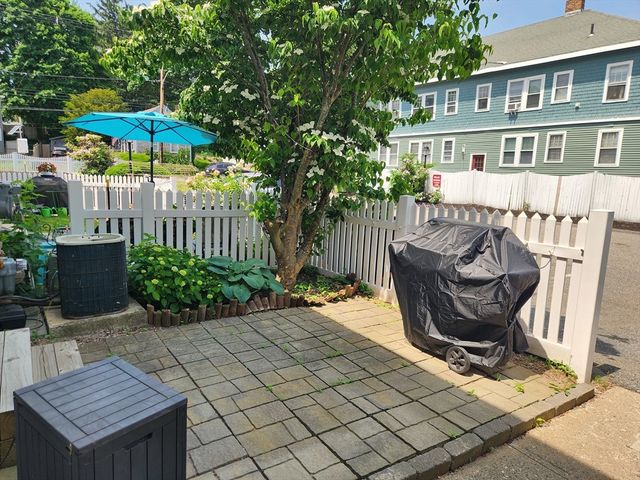 129 Lowell Street 4, Peabody, MA 01960