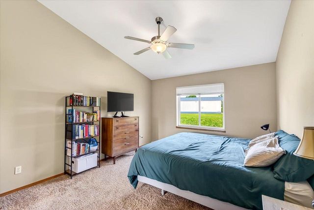 823 Vista Ridge Drive, Mount Horeb, WI 53572
