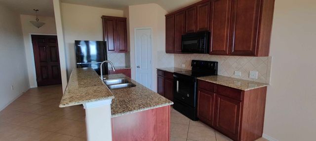 2832 Cresent Lake Drive, Little Elm, TX 75068