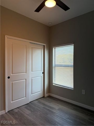 5207 30th ST SW, Lehigh Acres, FL 33973