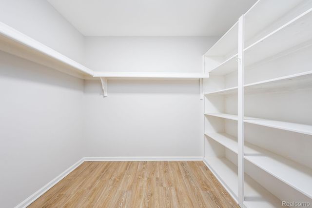 59663 PETTENGILL Drive, Lyon Twp, MI 48165