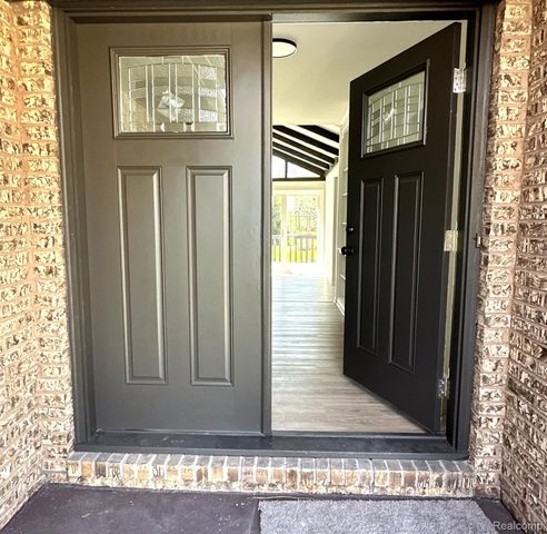 59663 PETTENGILL Drive, Lyon Twp, MI 48165