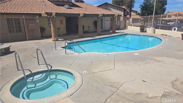1365 Crafton 1085, Mentone, CA 92359
