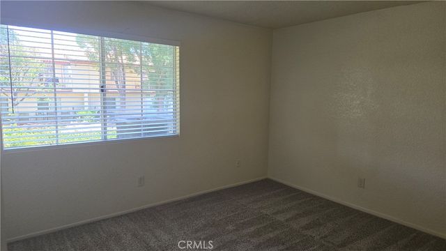 1365 Crafton 1085, Mentone, CA 92359