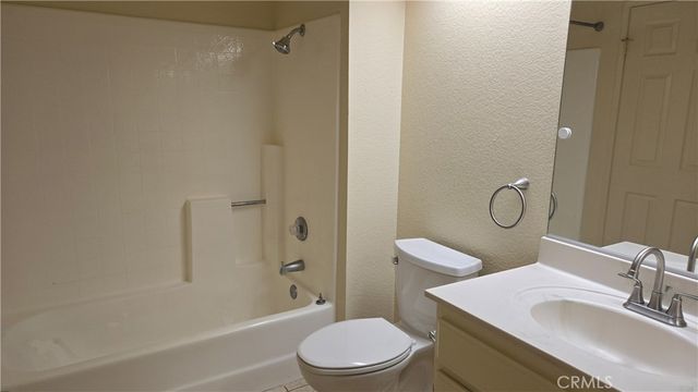 1365 Crafton 1085, Mentone, CA 92359