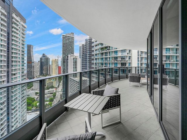 1000 Brickell Plz 3402, Miami, FL 33131