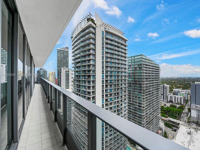 1000 Brickell Plz 3402, Miami, FL 33131