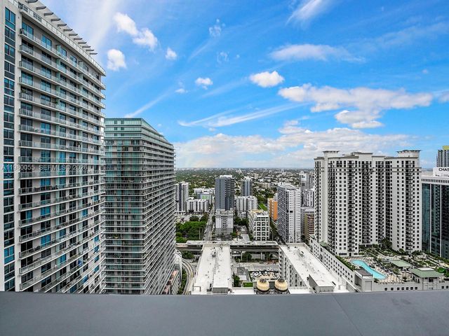 1000 Brickell Plz 3402, Miami, FL 33131