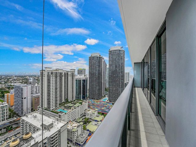 1000 Brickell Plz 3402, Miami, FL 33131