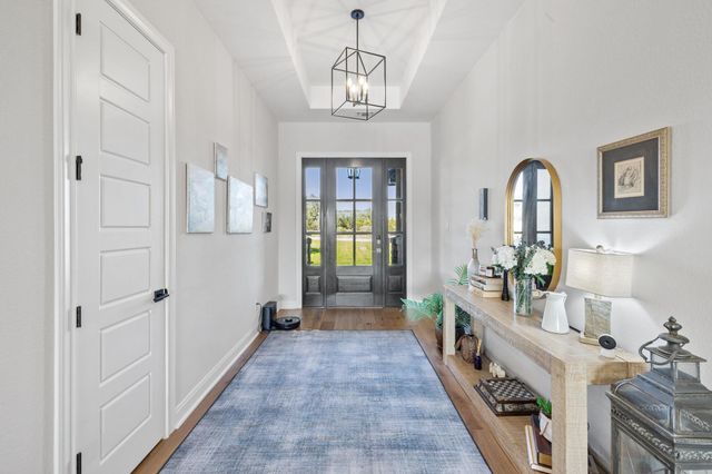 225 Spicewood Trails DR, Spicewood, TX 78669