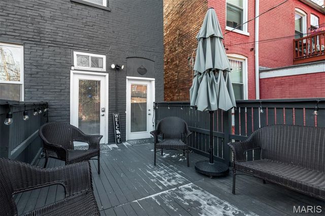 2845 Chippewa Street, St Louis, MO 63118