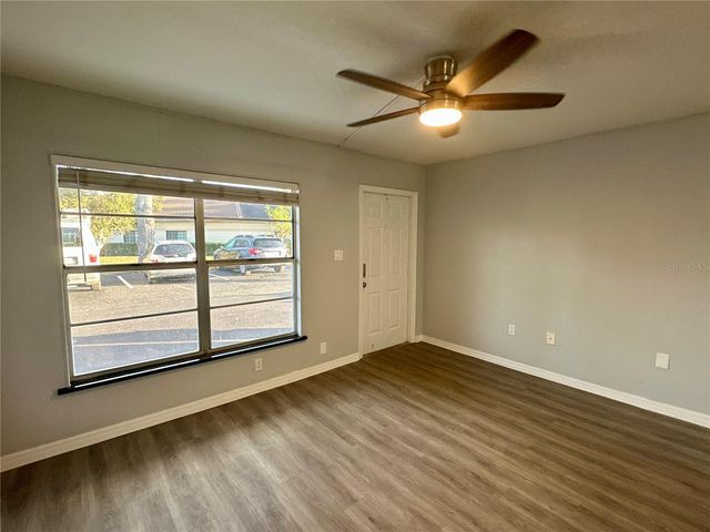 1860 PHILLIPPI SHORES DRIVE 7A, Sarasota, FL 34231