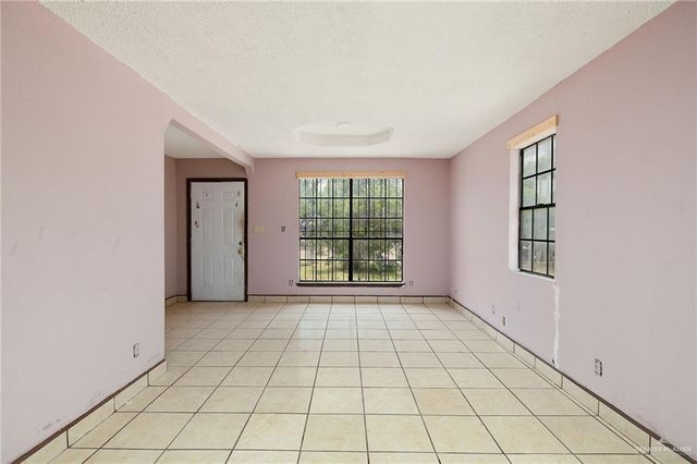 1202 W I Street, Mission, TX 78572