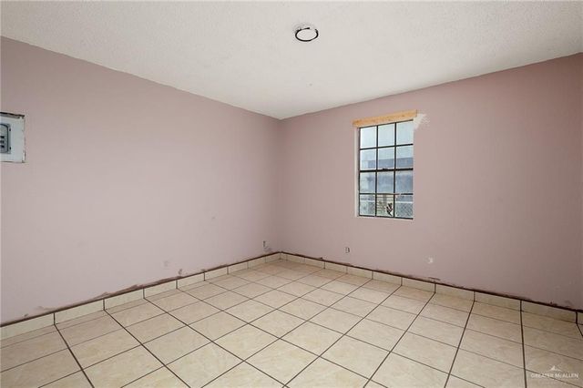 1202 W I Street, Mission, TX 78572