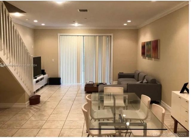 4310 Vineyard Circle 4310, Weston, FL 33332