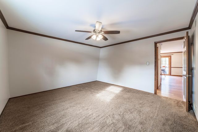 1051 W 129th Avenue, Crown Point, IN 46307