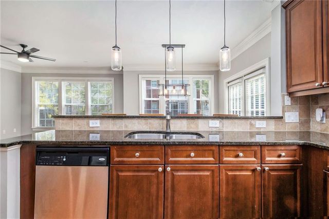 3724 Ashford Creek NE Lane, Atlanta, GA 30319