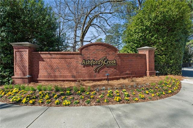 3724 Ashford Creek NE Lane, Atlanta, GA 30319