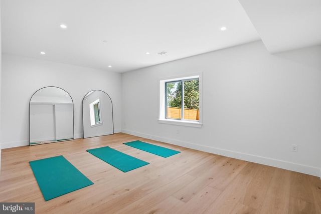 6010 JOHNSON AVE, Bethesda, MD 20817