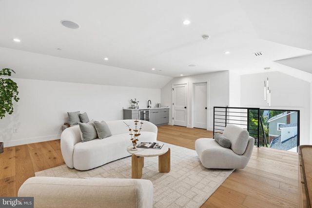 6010 JOHNSON AVE, Bethesda, MD 20817