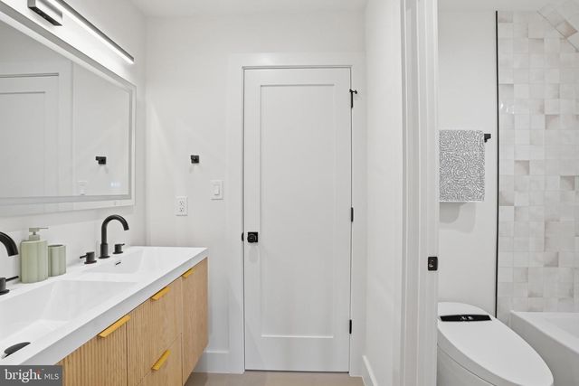 6010 JOHNSON AVE, Bethesda, MD 20817