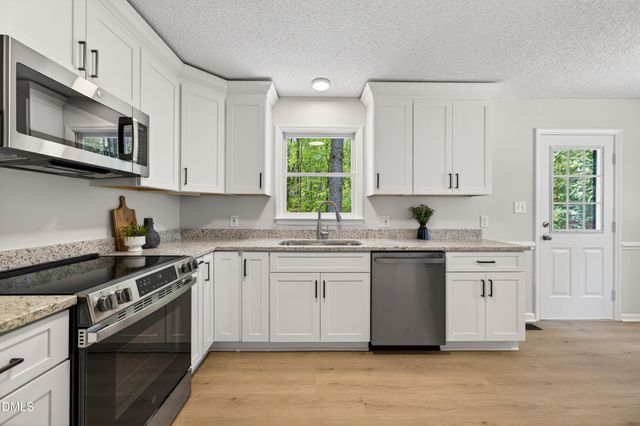 5101 Fairbluff Lane, Knightdale, NC 27545