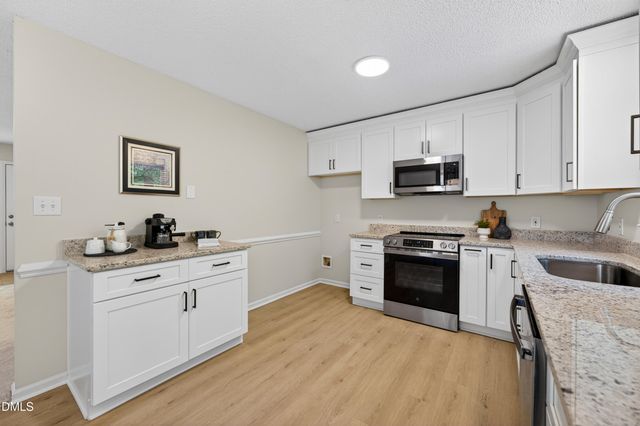 5101 Fairbluff Lane, Knightdale, NC 27545