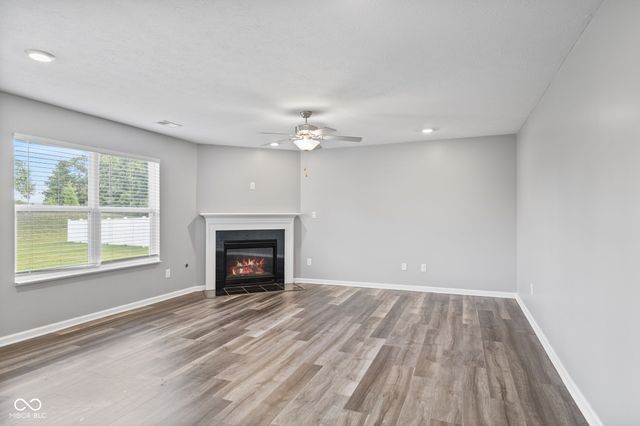 5625 Cherrywood Lane, Mccordsville, IN 46055