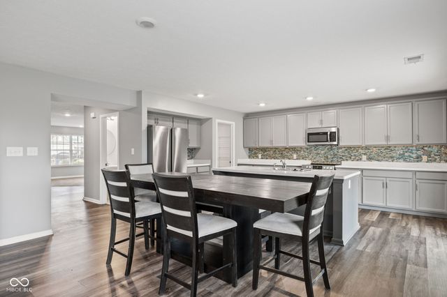 5625 Cherrywood Lane, Mccordsville, IN 46055