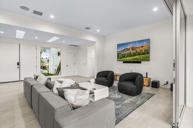 72827 Bursera Way, Palm Desert, CA 92260