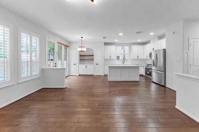 143 Velvet Grass Court, The Woodlands, TX 77382
