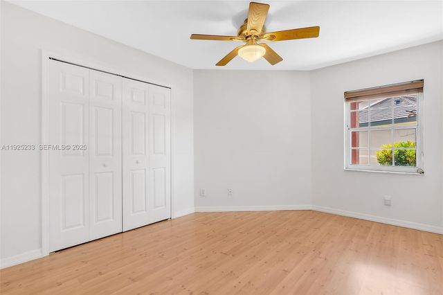 326 SW 162nd Ave, Pembroke Pines, FL 33027