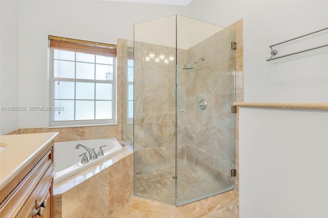 326 SW 162nd Ave, Pembroke Pines, FL 33027