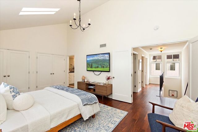 910 19th Street 110, Santa Monica, CA 90403