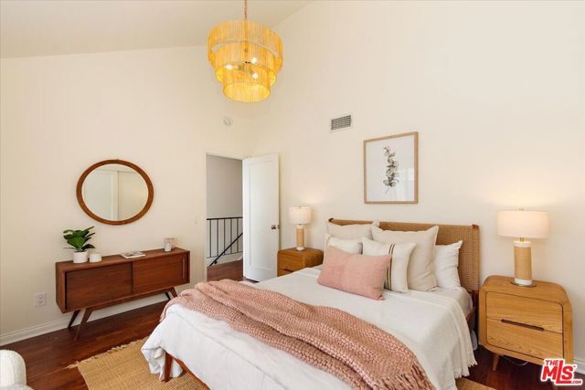 910 19th Street 110, Santa Monica, CA 90403