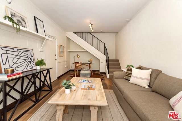 910 19th Street 110, Santa Monica, CA 90403