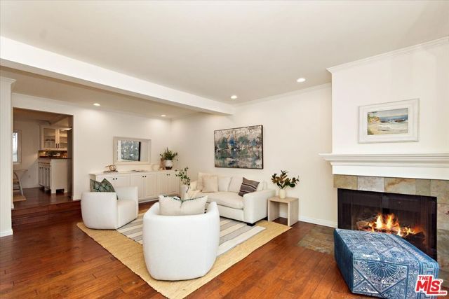 910 19th Street 110, Santa Monica, CA 90403