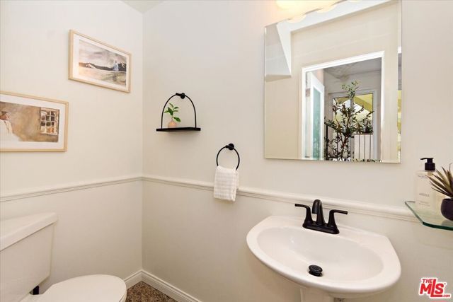 910 19th Street 110, Santa Monica, CA 90403