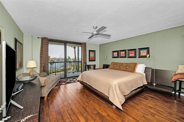 1660 GULF BOULEVARD 307, Clearwater Beach, FL 33767
