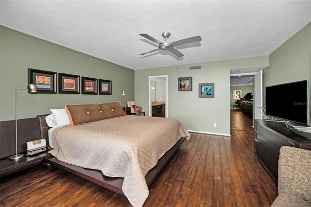 1660 GULF BOULEVARD 307, Clearwater Beach, FL 33767